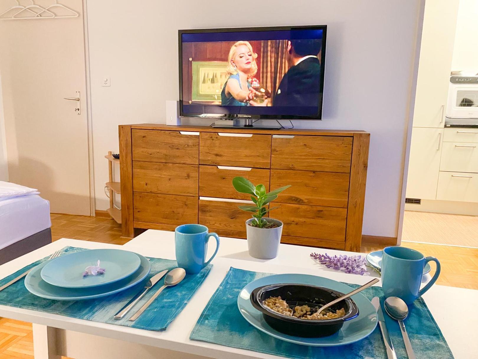 Special Blue Tiger Apartment Basel, Messe Kleinbasel 10-Star Ngoại thất bức ảnh
